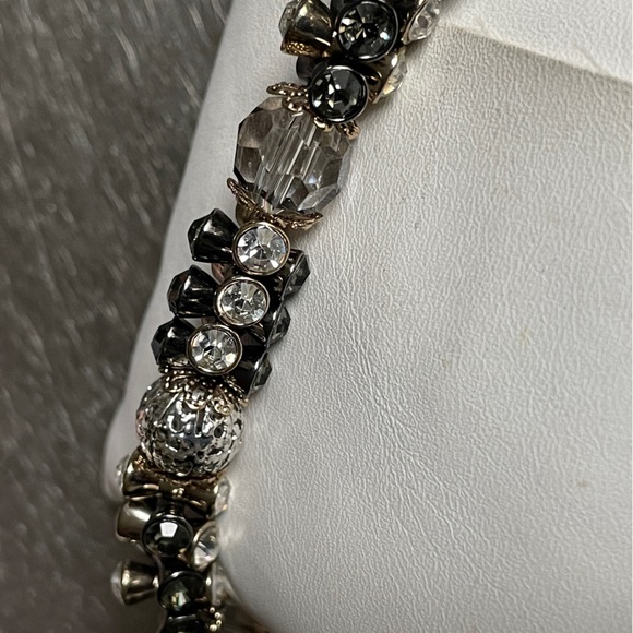 Gorgeous Stretch Bracelet, Beaded. NWOT - Picture 4 of 13